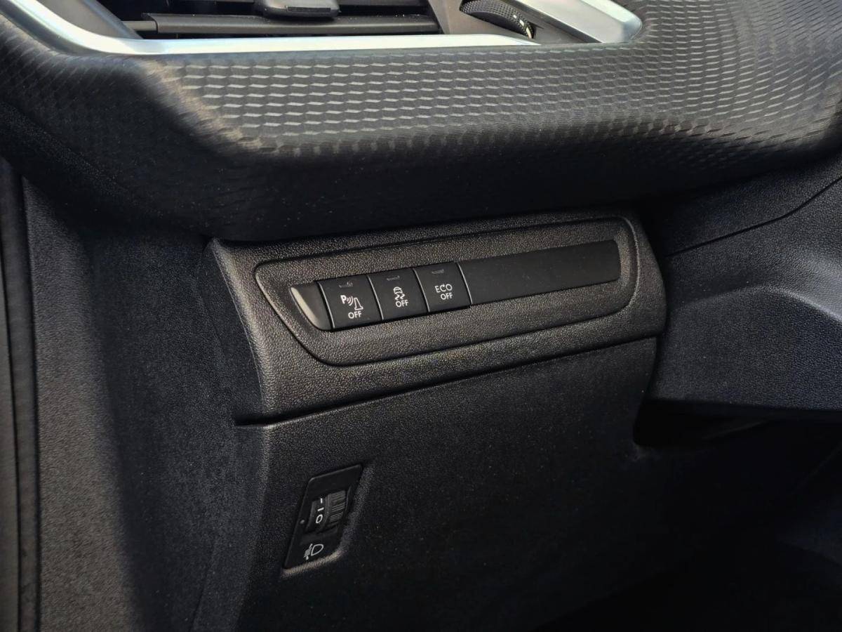 peugeot-2008-2017-diesel-1560cc