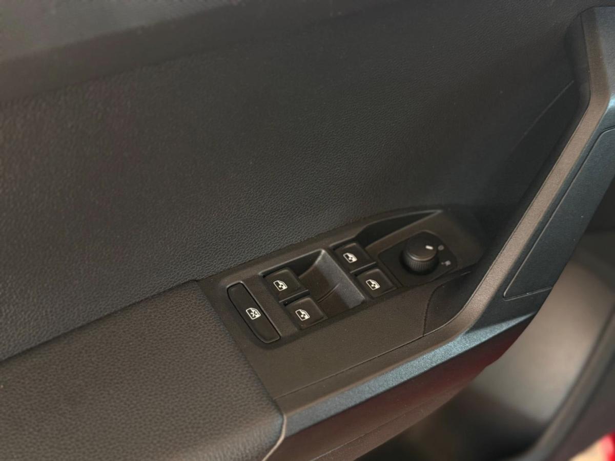 seat-ibiza-2018-gasolina-999cc