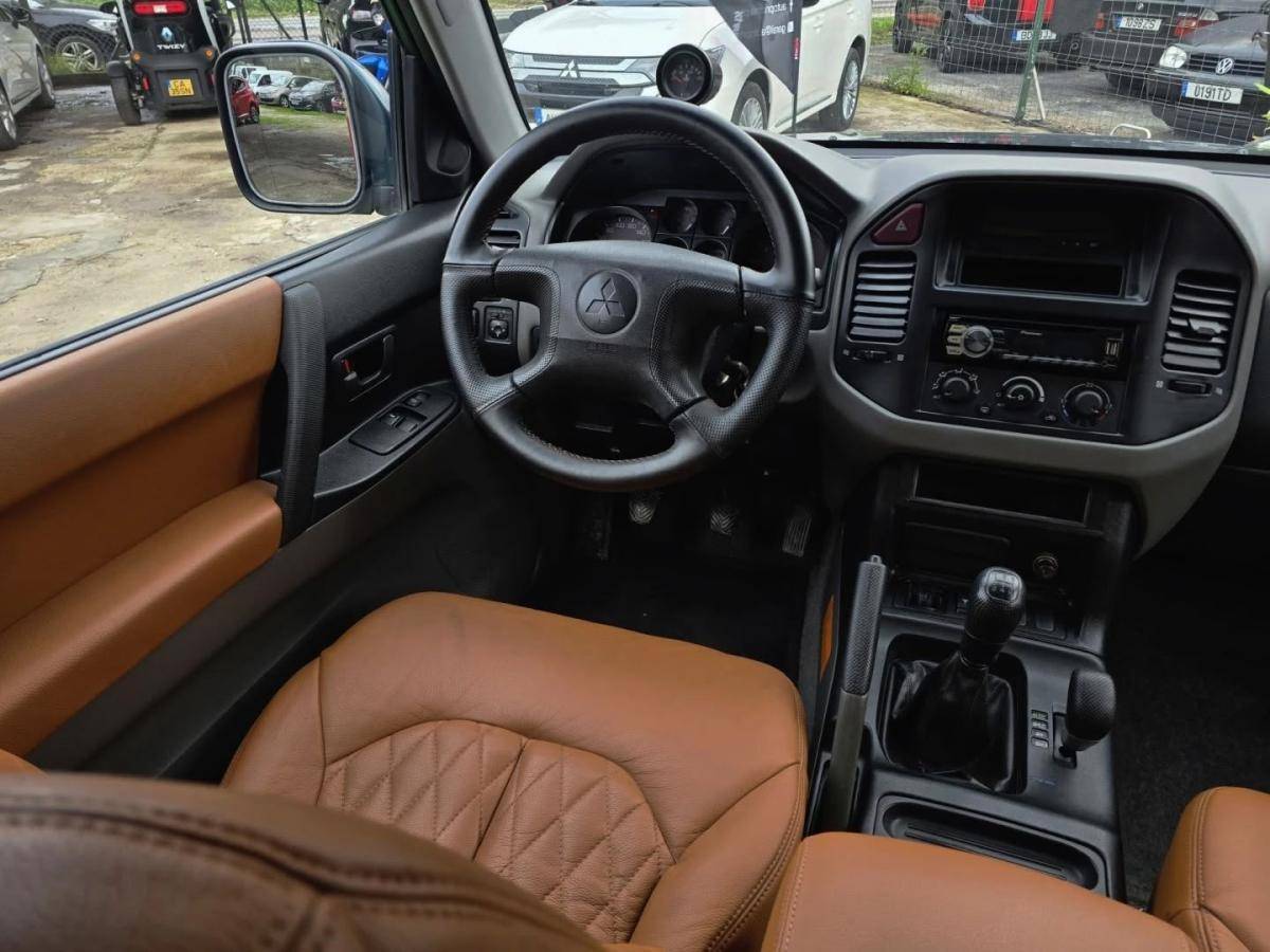 mitsubishi-pajero-2000-diesel-3200cc