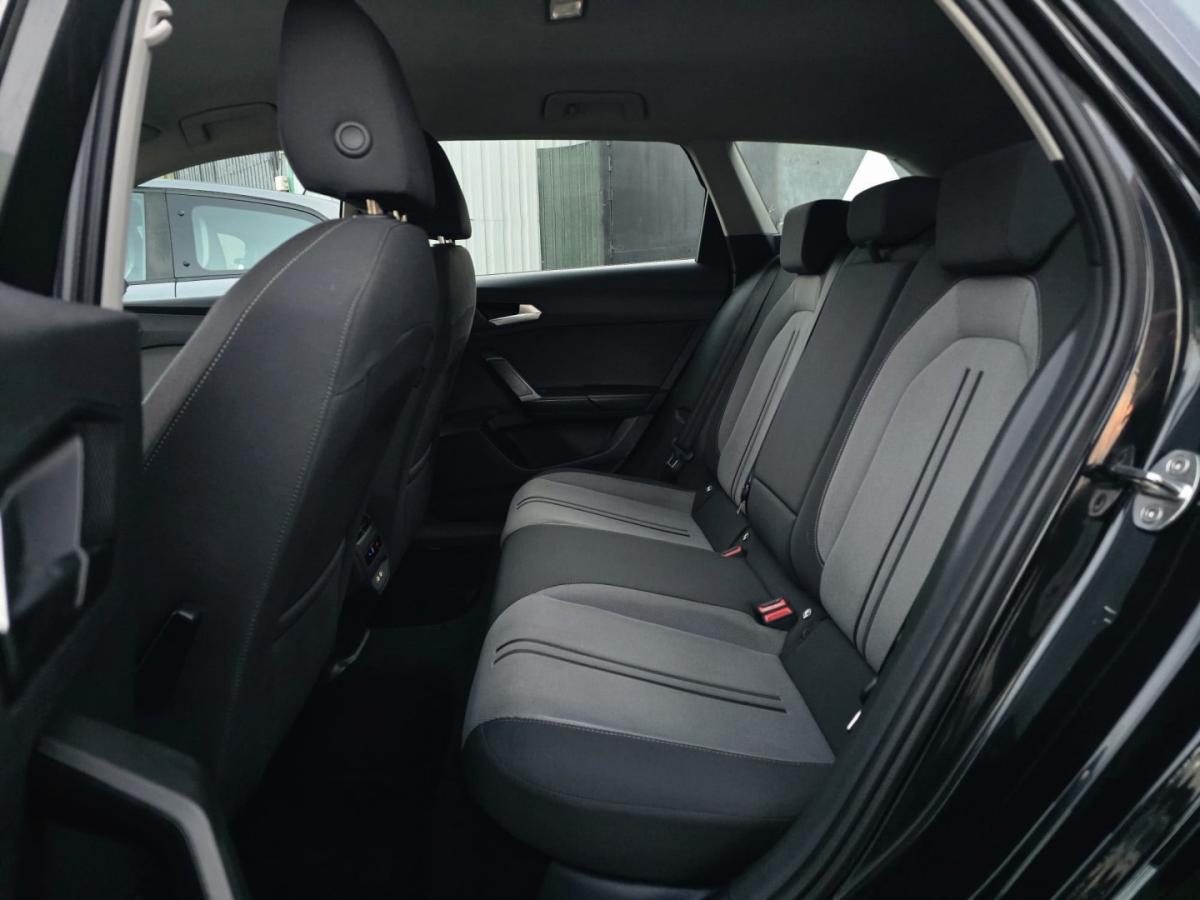 seat-leon-2023-diesel-1968cc
