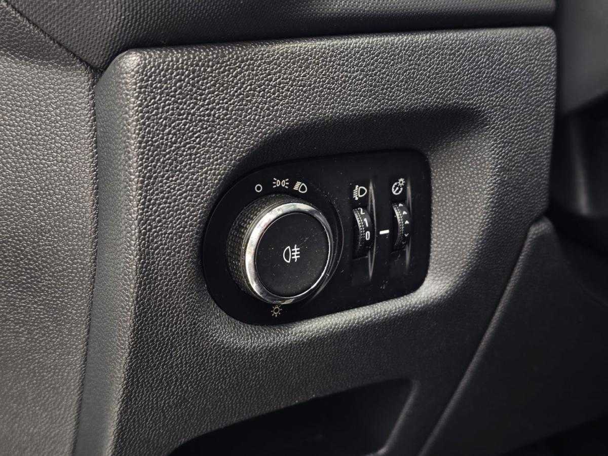 opel-corsa-2010-diesel-1248cc