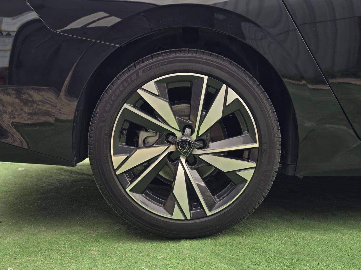 peugeot-308-sw-2022-diesel-1499cc