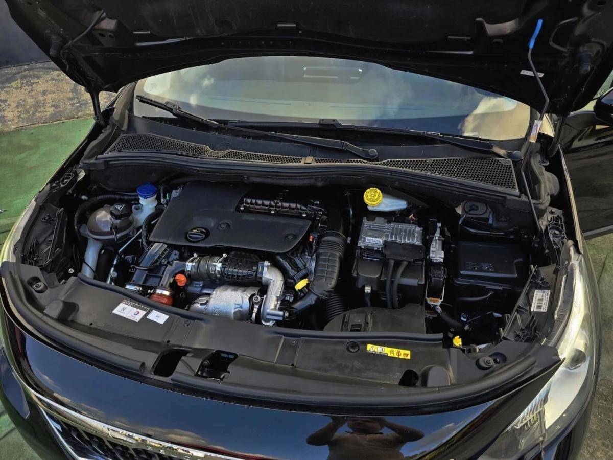 peugeot-2008-2017-diesel-1560cc