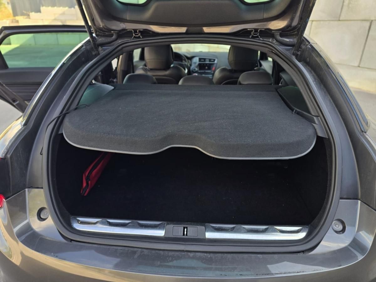 citroen-ds5-2016-diesel-1997cc