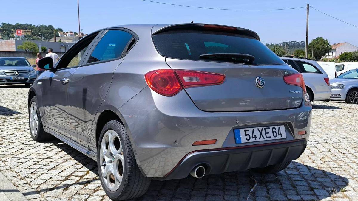 alfa-romeo-giulietta-2019-diesel-1598cc