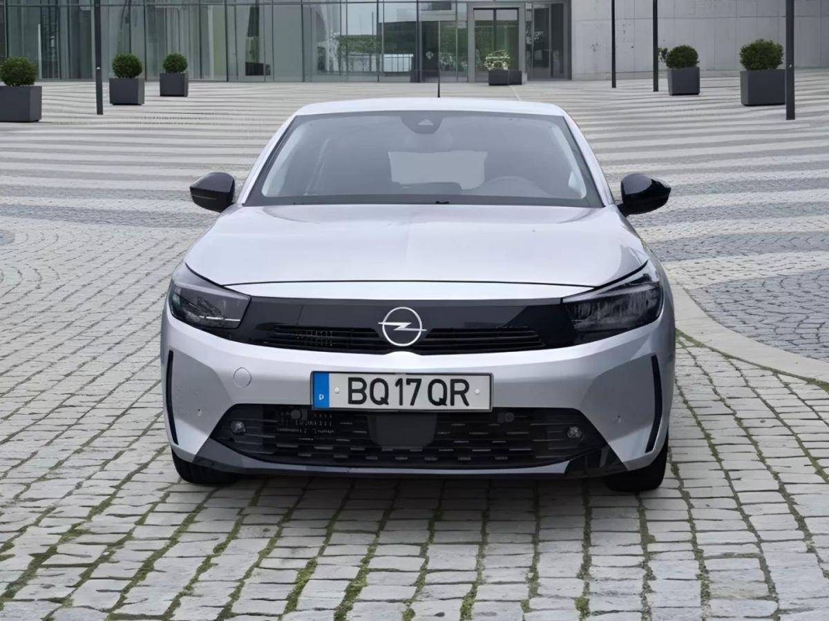 opel-corsa-2025-gasolina-1199cc