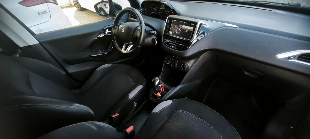 peugeot-208-2016-gasolina-1199cc