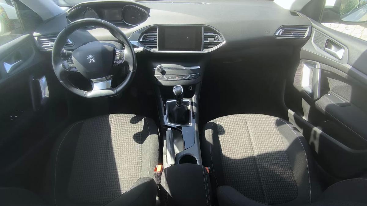 peugeot-308-2019-diesel-1499cc