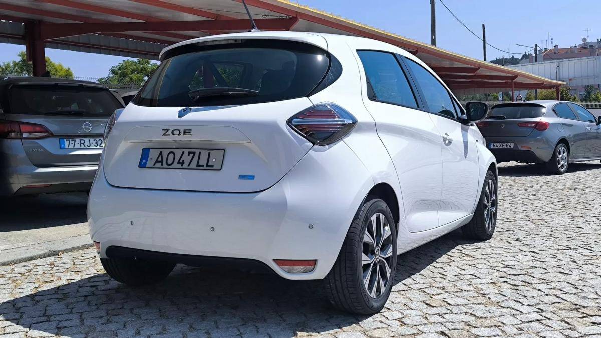renault-zoe-2022-eletrico-0cc