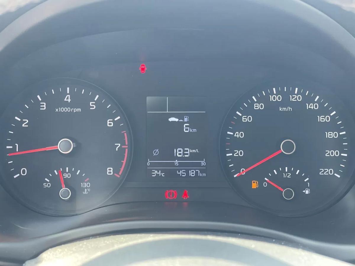 kia-rio-2023-gasolina-1197cc