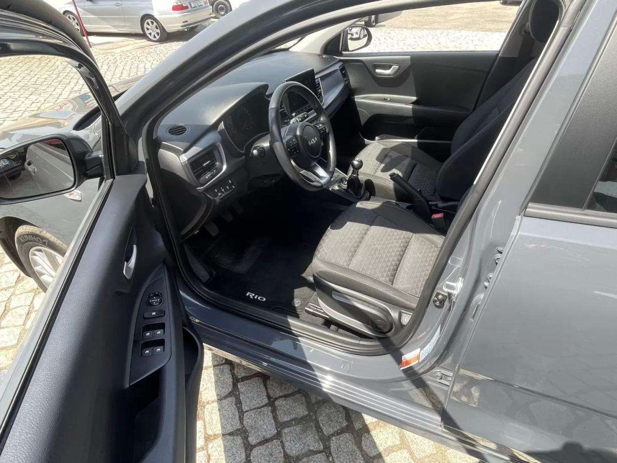kia-rio-2023-gasolina-1197cc