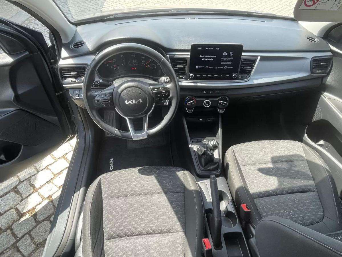 kia-rio-2023-gasolina-1197cc