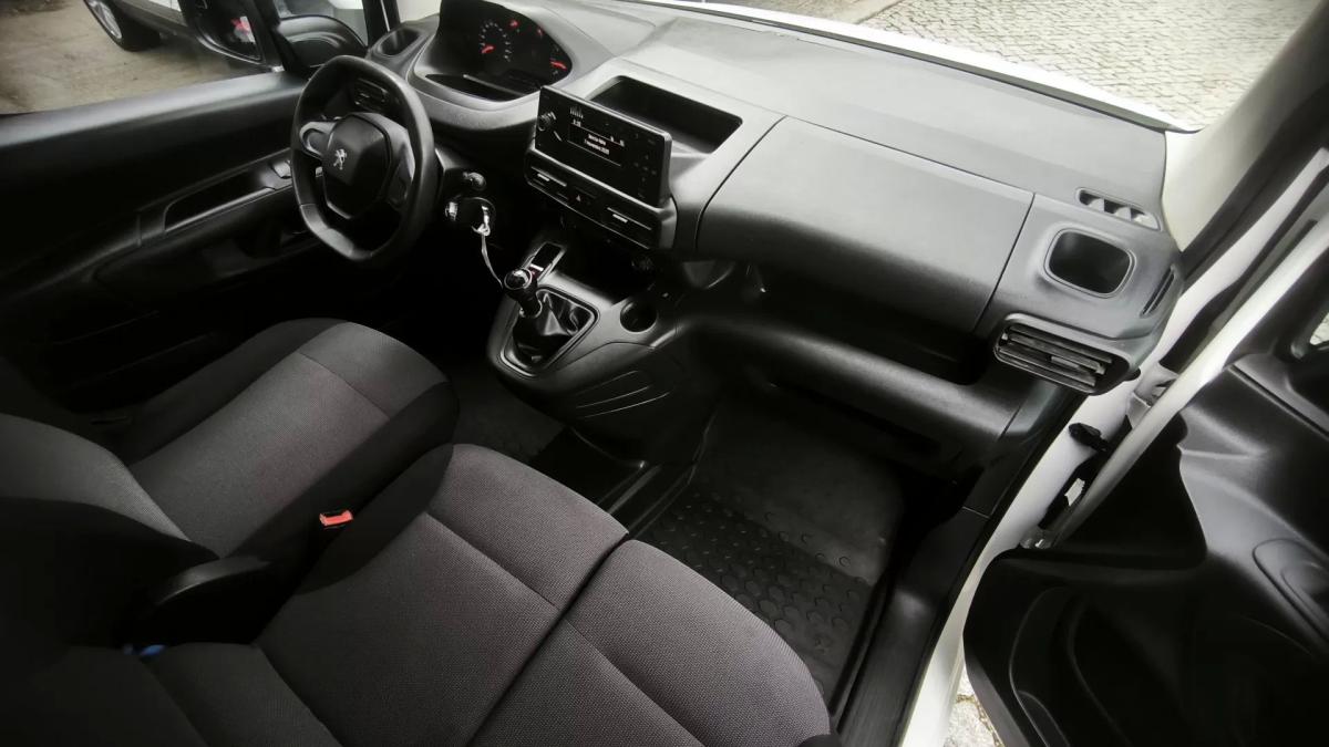 peugeot-partner-2020-diesel-1499cc