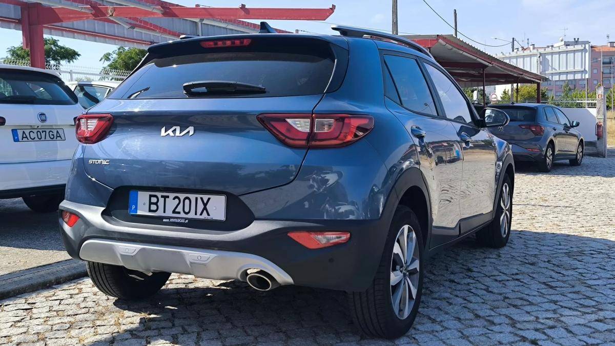 kia-stonic-2025-gasolina-1197cc