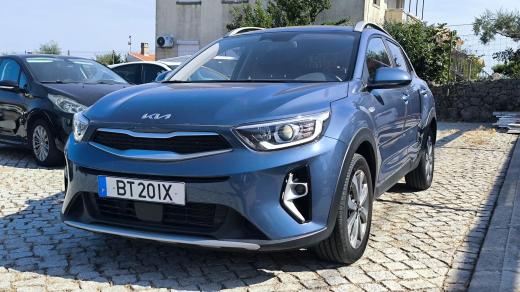 kia-stonic-2025-gasolina-1197cc