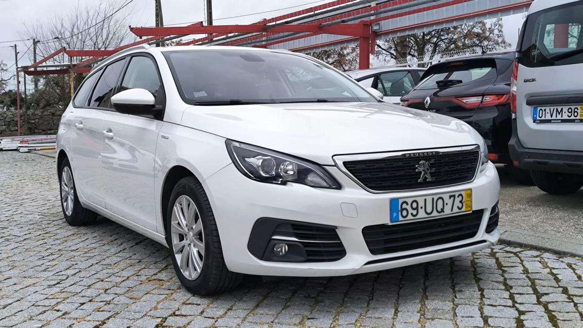 peugeot-308-sw-2018-diesel-1499cc