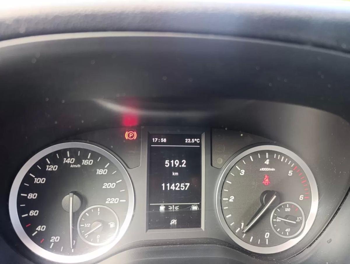mercedes-benz-vito-2020-diesel-2143cc