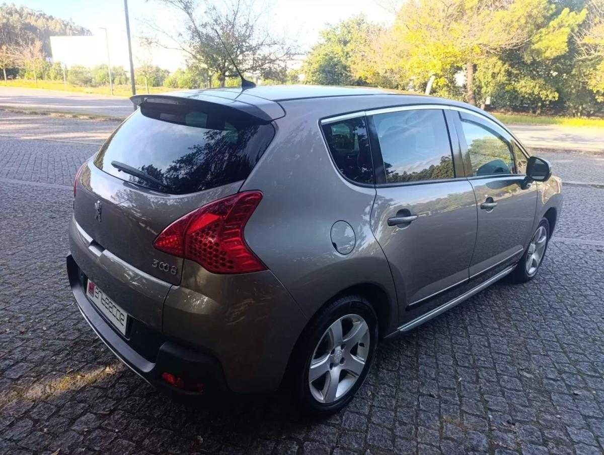 peugeot-3008-2013-hibrido-a-diesel-1997cc