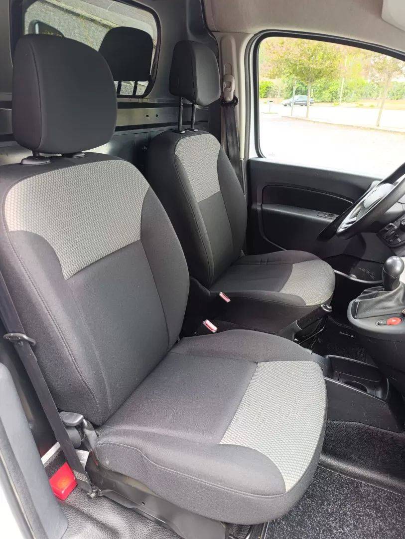 renault-kangoo-2020-eletrico-200cc