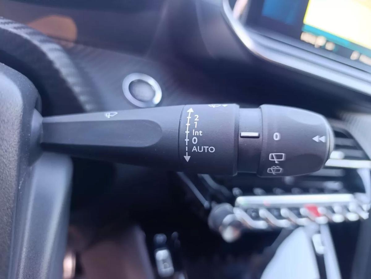 peugeot-e-208-2022-eletrico-0cc
