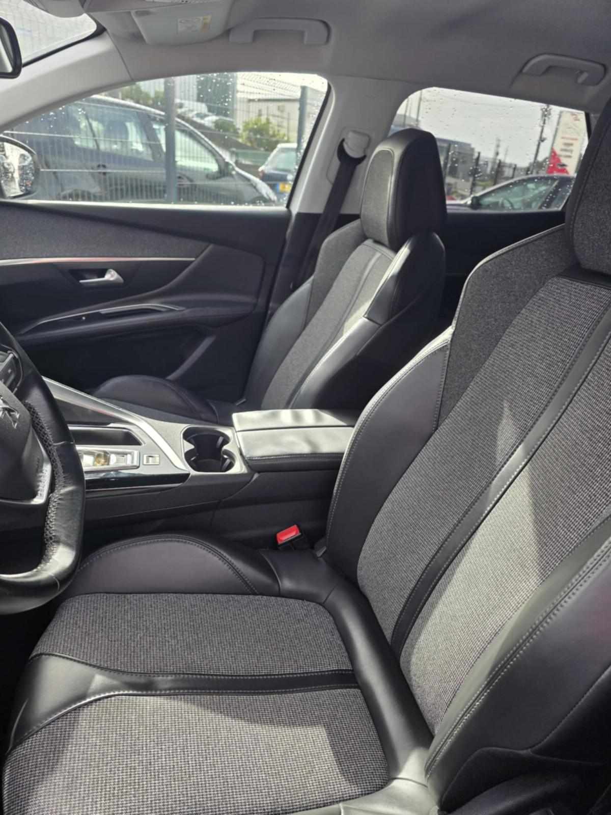 peugeot-3008-1-6-bluehdi-2017-diesel-1560cc