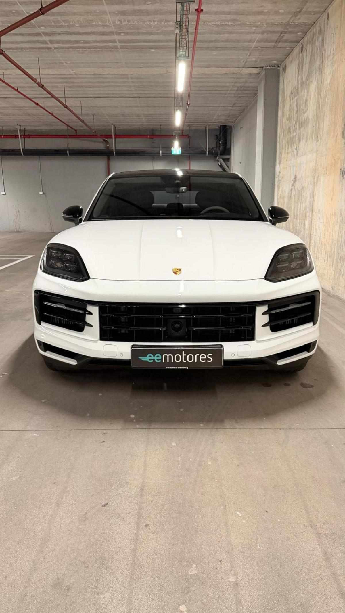 porsche-cayenne-2024-hibrido-a-gasolina-2995cc