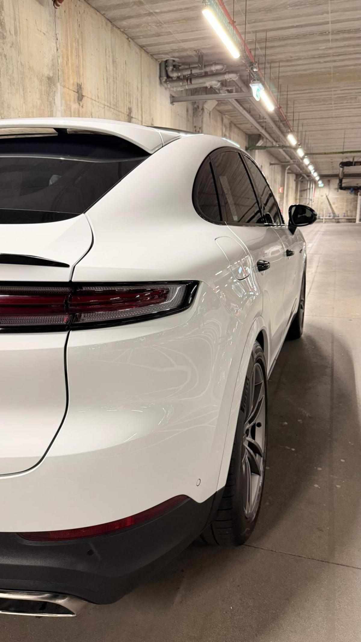porsche-cayenne-2024-hibrido-a-gasolina-2995cc
