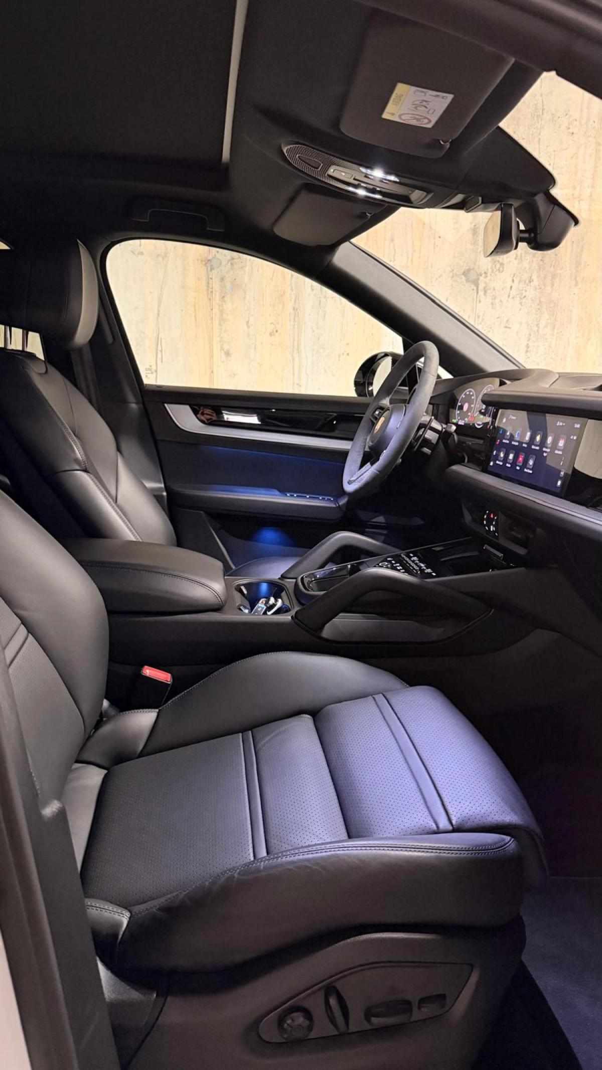 porsche-cayenne-2024-hibrido-a-gasolina-2995cc