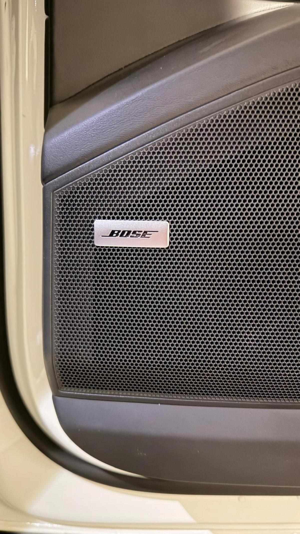 porsche-cayenne-2024-hibrido-a-gasolina-2995cc