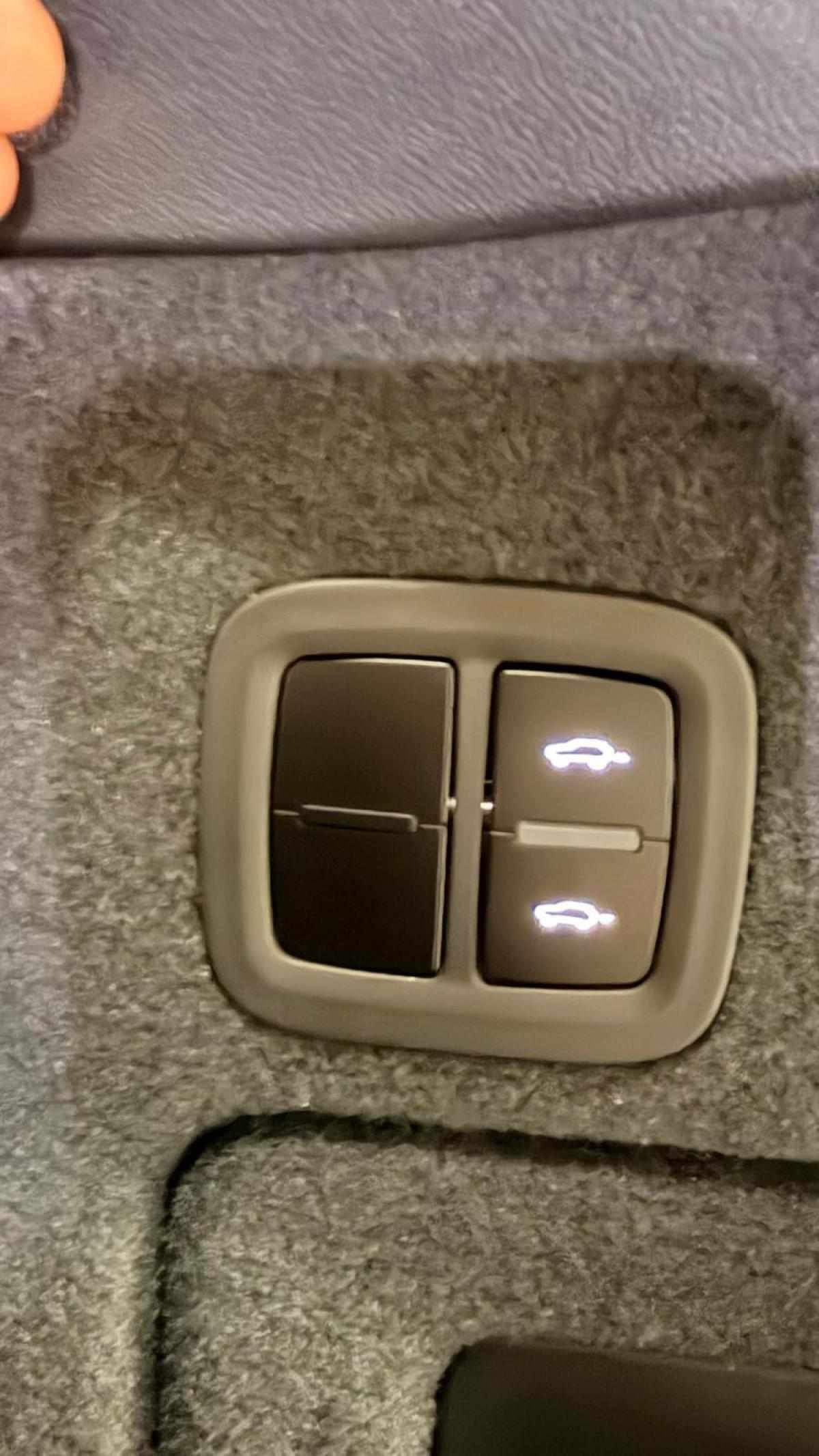 porsche-cayenne-2024-hibrido-a-gasolina-2995cc