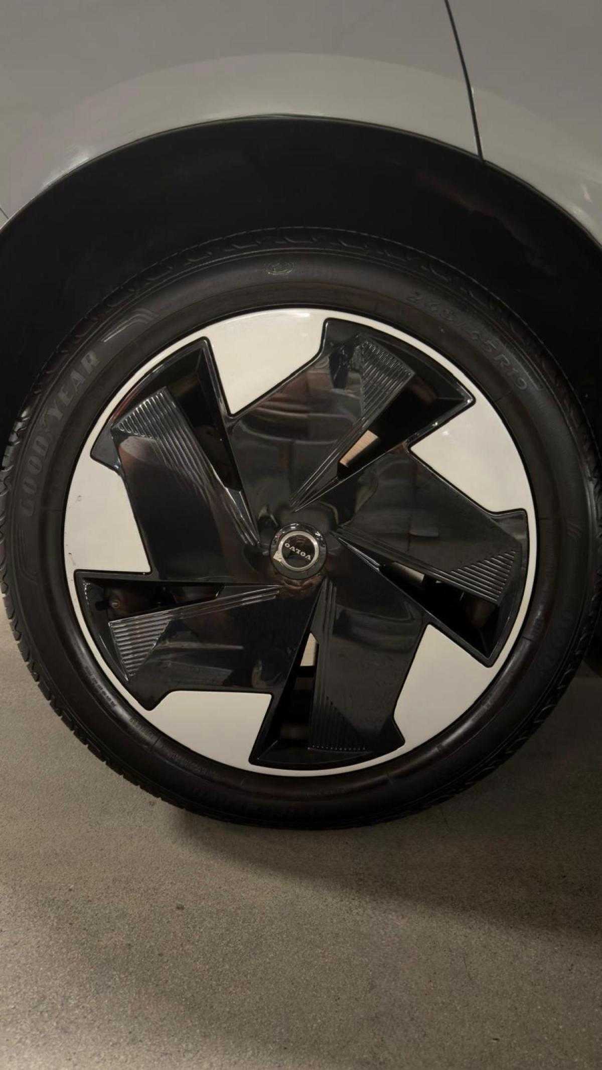 volvo-ex30-2024-eletrico-5cc