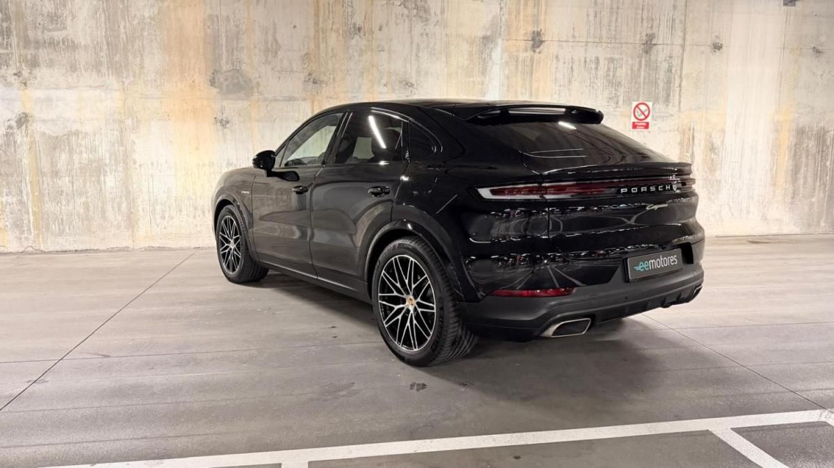 porsche-cayenne-2024-hibrido-a-gasolina-2995cc