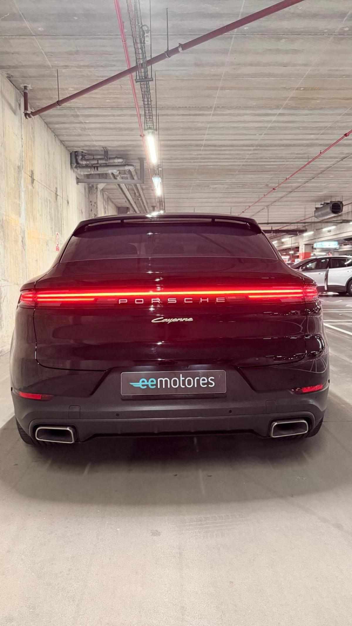 porsche-cayenne-2024-hibrido-a-gasolina-2995cc