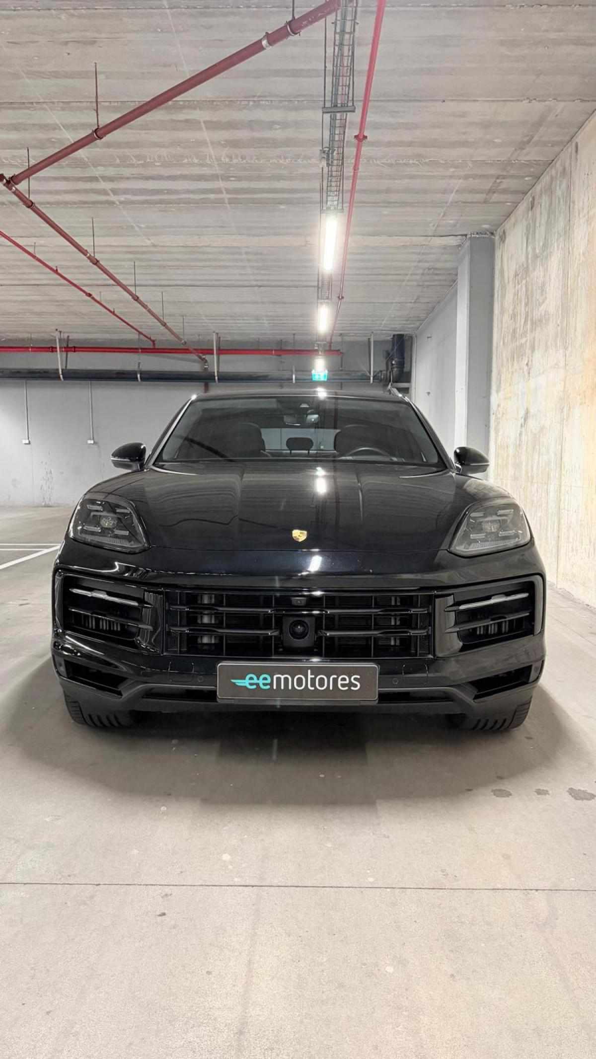 porsche-cayenne-2024-hibrido-a-gasolina-2995cc