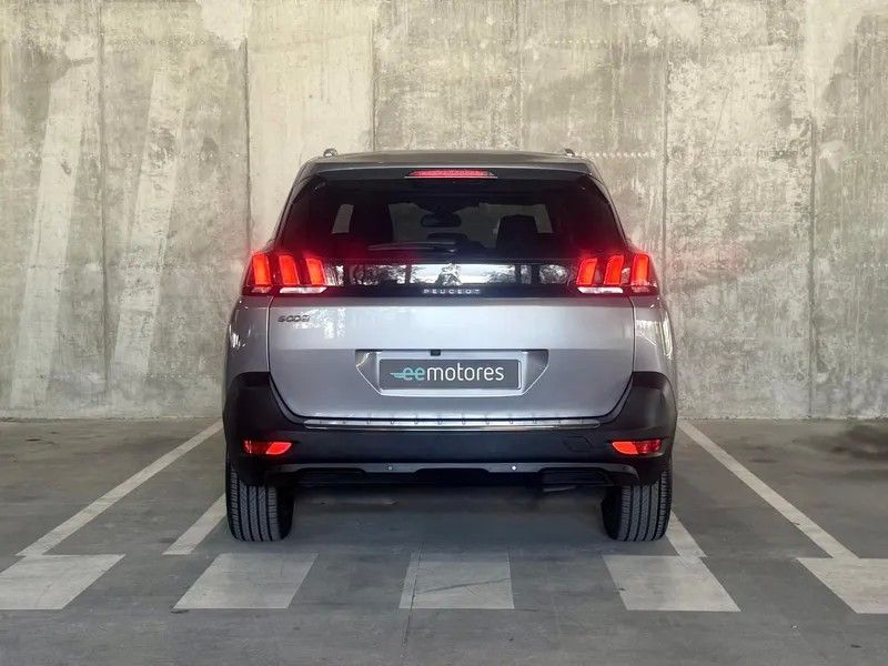 peugeot-5008-2017-diesel-1560cc