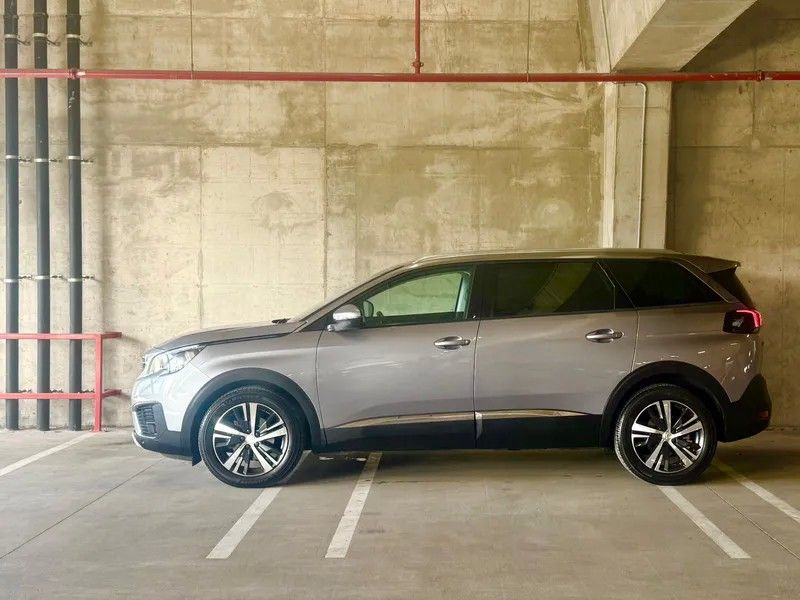 peugeot-5008-2017-diesel-1560cc