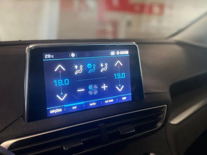 peugeot-5008-2017-diesel-1560cc