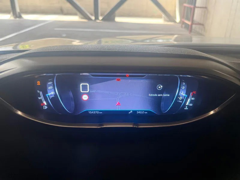 peugeot-5008-2017-diesel-1560cc