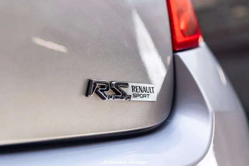 renault-clio-2011-gasolina-1998cc