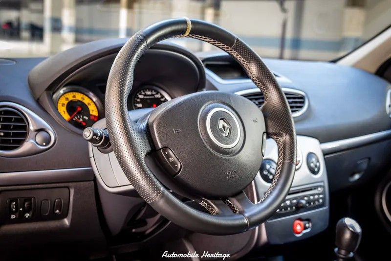 renault-clio-2011-gasolina-1998cc