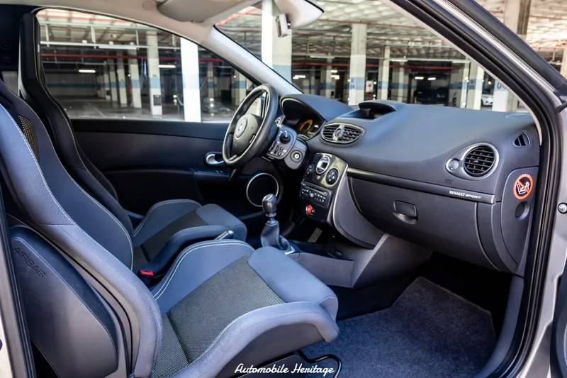 renault-clio-2011-gasolina-1998cc