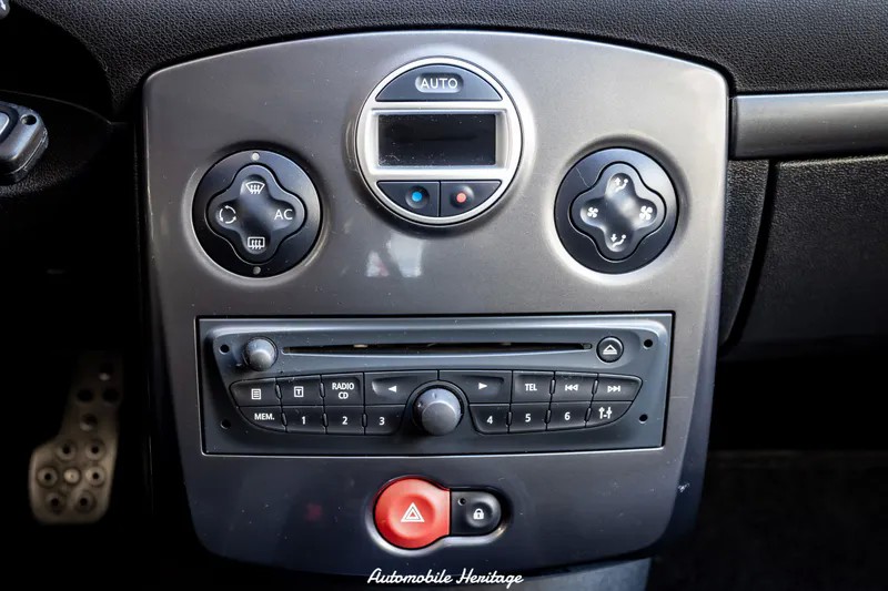 renault-clio-2011-gasolina-1998cc