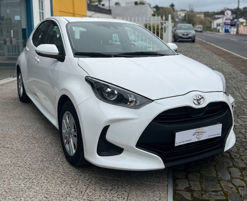 toyota-yaris-2021-gasolina-998cc
