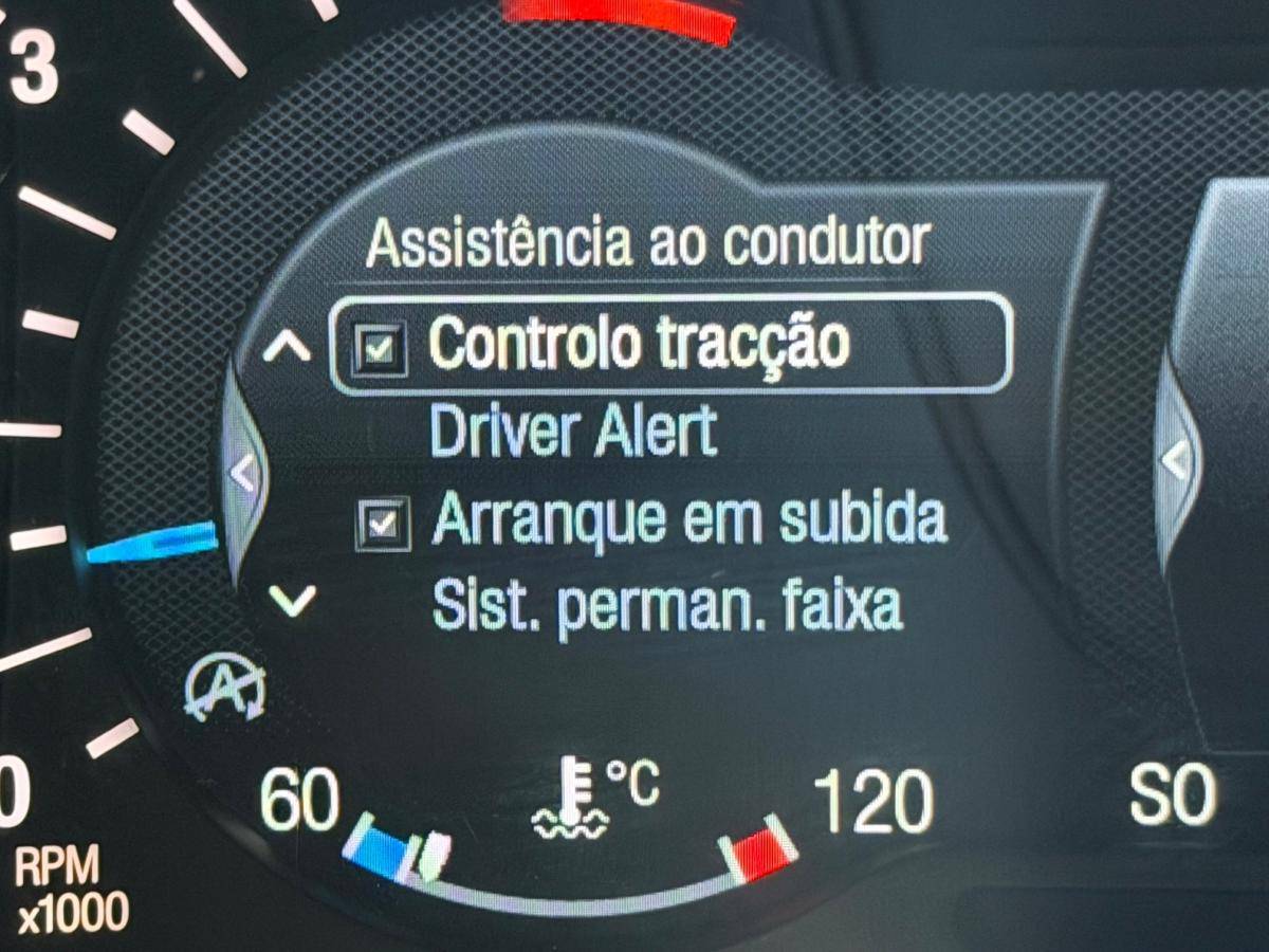 ford-mondeo-2017-diesel-1499cc