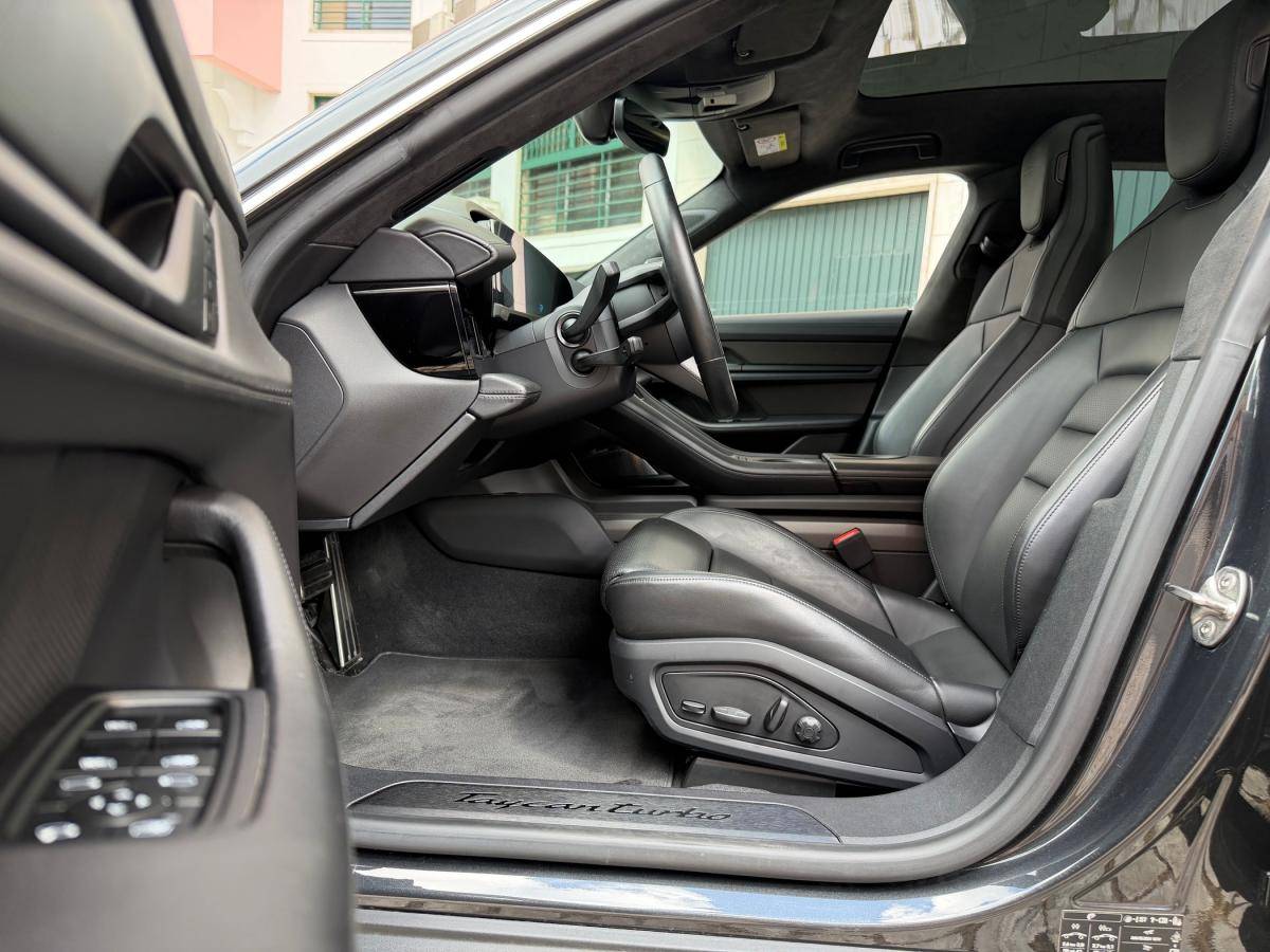 porsche-taycan-2022-eletrico-500cc