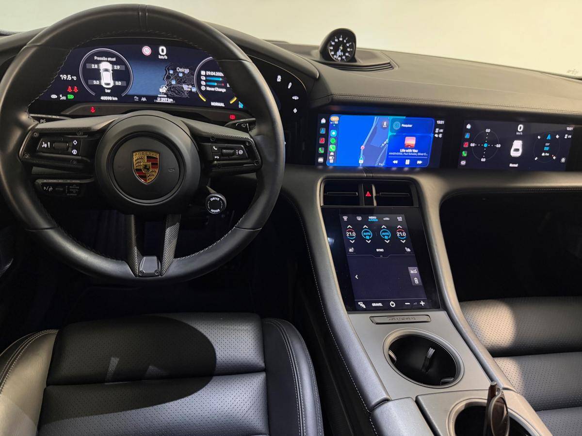 porsche-taycan-2022-eletrico-500cc