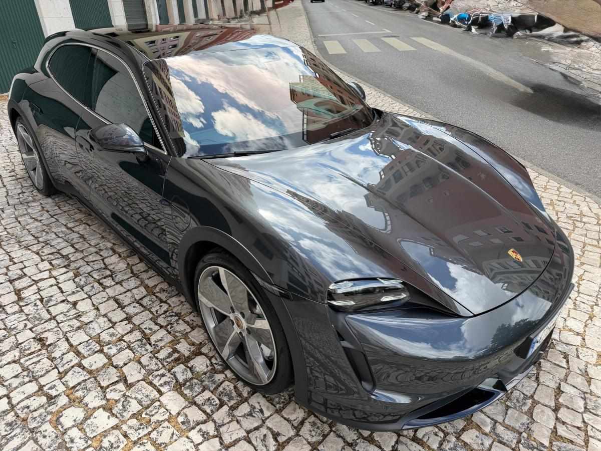 porsche-taycan-2022-eletrico-500cc