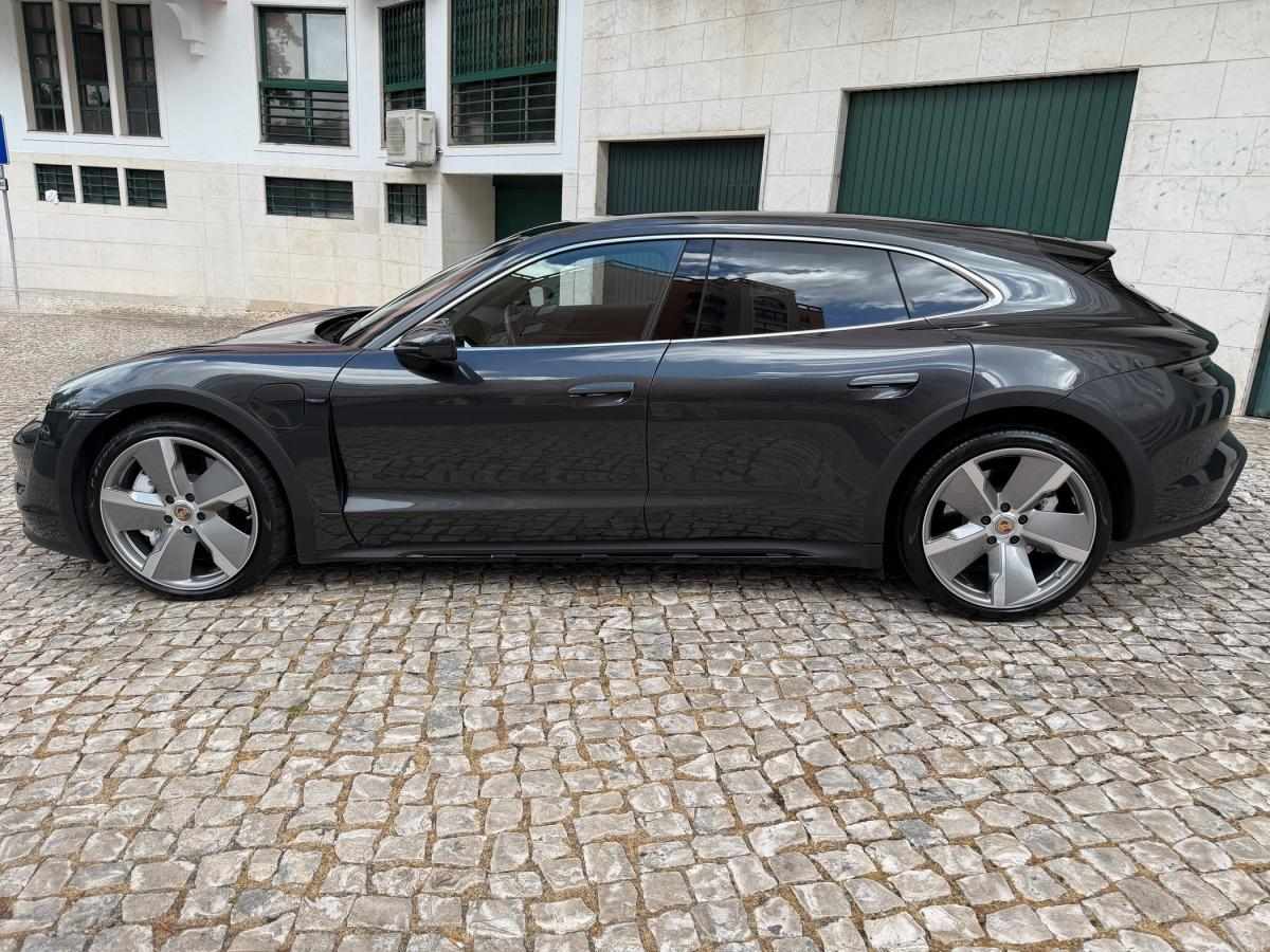 porsche-taycan-2022-eletrico-500cc