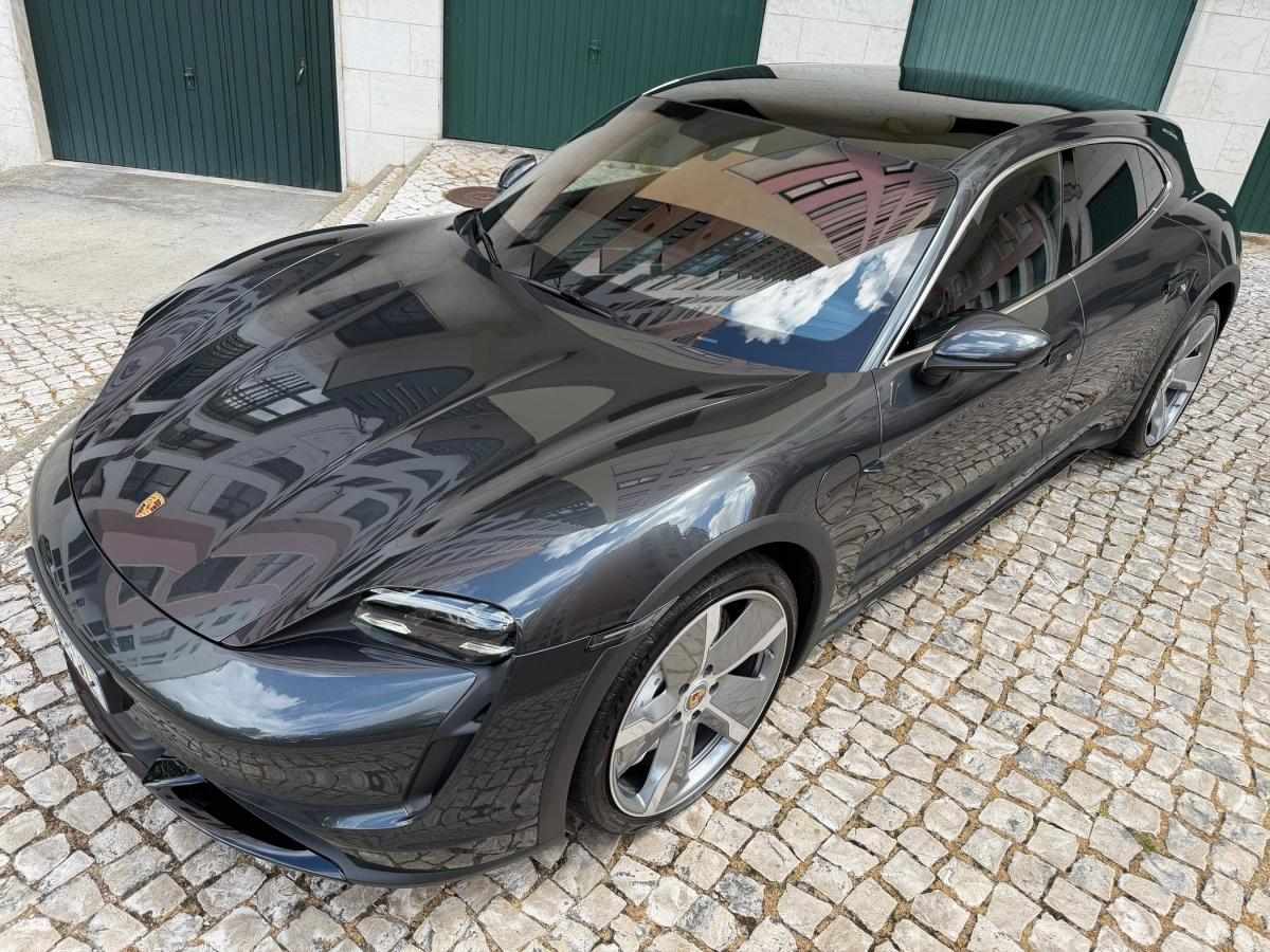 porsche-taycan-2022-eletrico-500cc