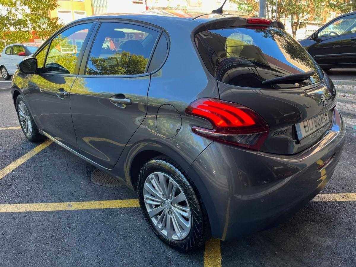peugeot-208-2019-diesel-1499cc